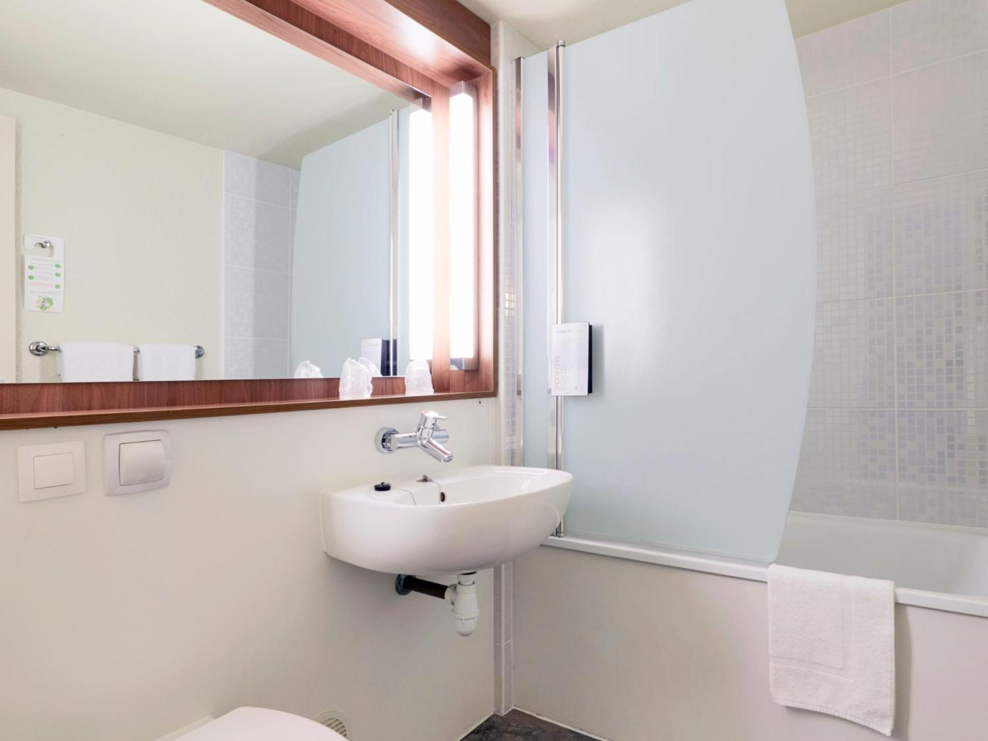 Campanile Hotel בווה מראה חיצוני תמונה